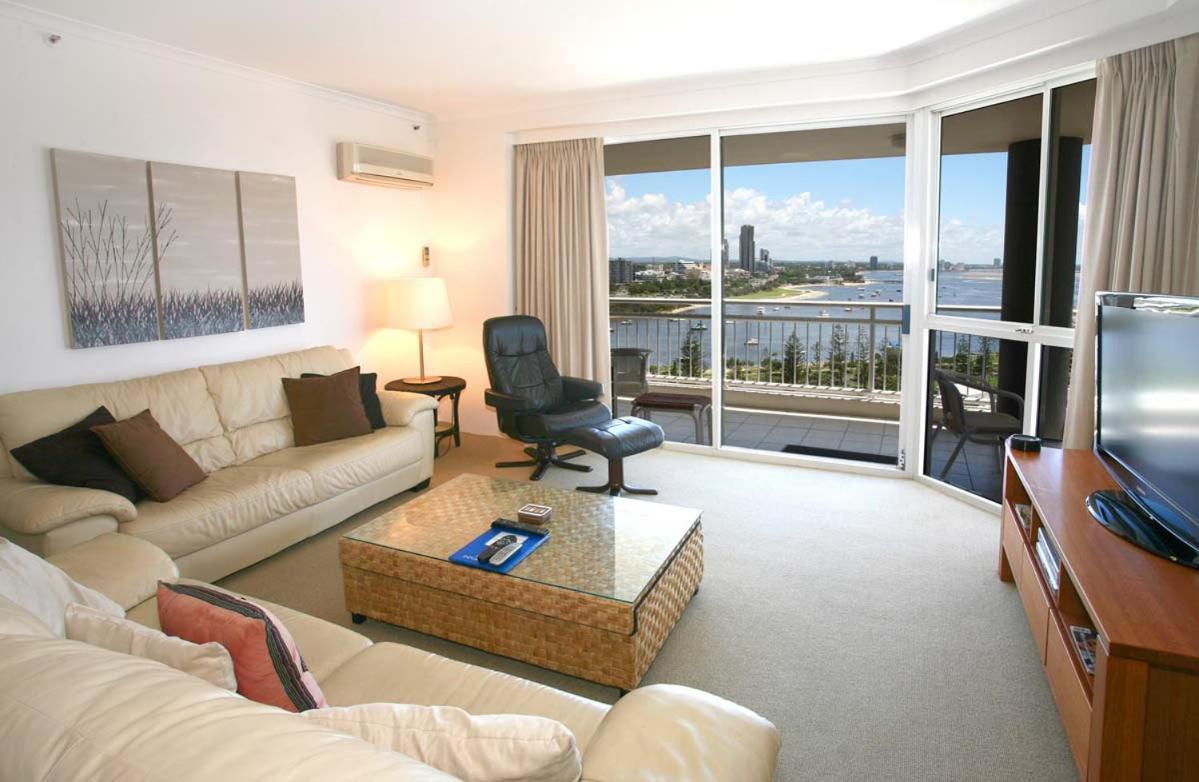 Ocean Sands Resort Gold Coast Exterior photo